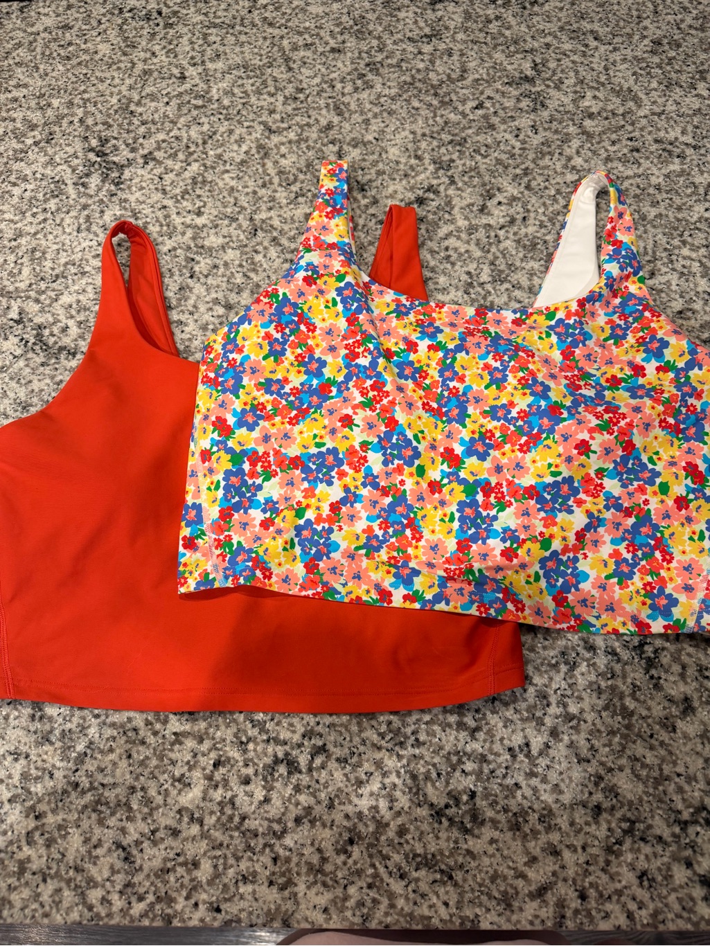 Old Navy Active Tops Old Navy Active Tops